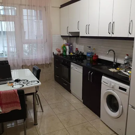 Alanya'Nin Merkezinde Esyali Kiralik Daire * Алания